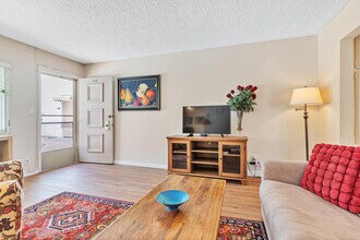 5015 Cape May Ave, Unit 5015 Cape May Avenue #107 in San Diego, CA - Building Photo - Building Photo