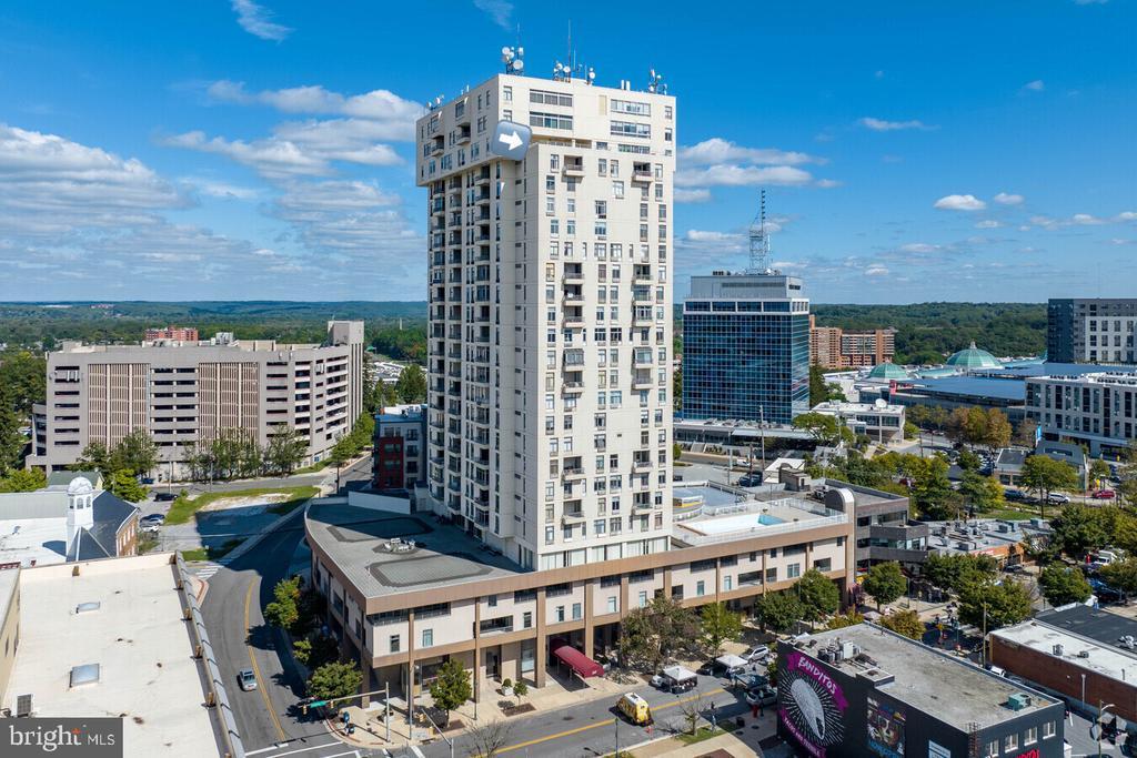 28 Allegheny Ave in Baltimore, MD - Building Photo