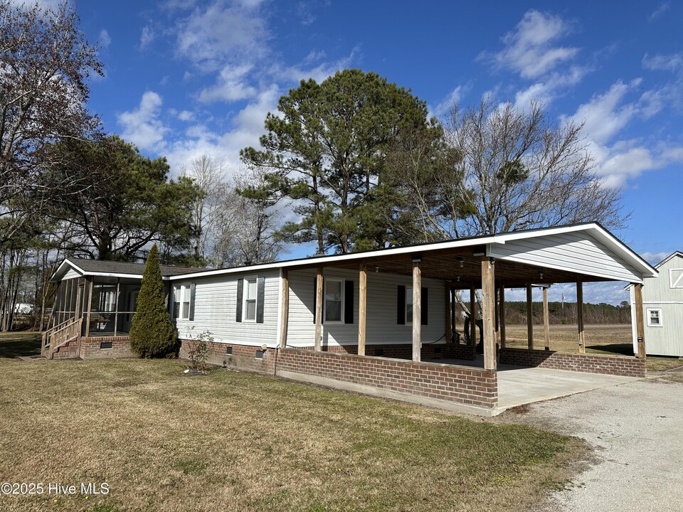 2798 Cherry Rd in Washington, NC - Building Photo