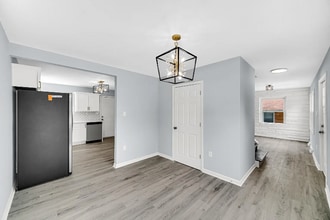 123 Glen Park Ave in Gary, IN - Building Photo - Building Photo