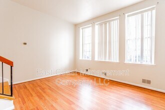 1502 E Baltimore St in Baltimore, MD - Building Photo - Building Photo