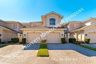 6989 Prosperity Cir in Sarasota, FL - Building Photo