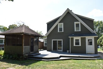 351 Ravine St in Meadville, PA - Building Photo - Building Photo