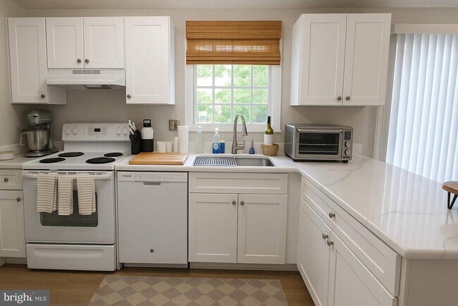 12442 Quail Woods Dr in Germantown, MD - Building Photo - Building Photo