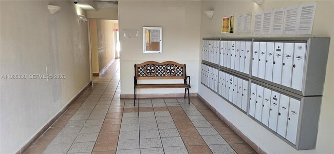 4805 NW 7th St, Unit 20415 in Miami, FL - Building Photo - Building Photo