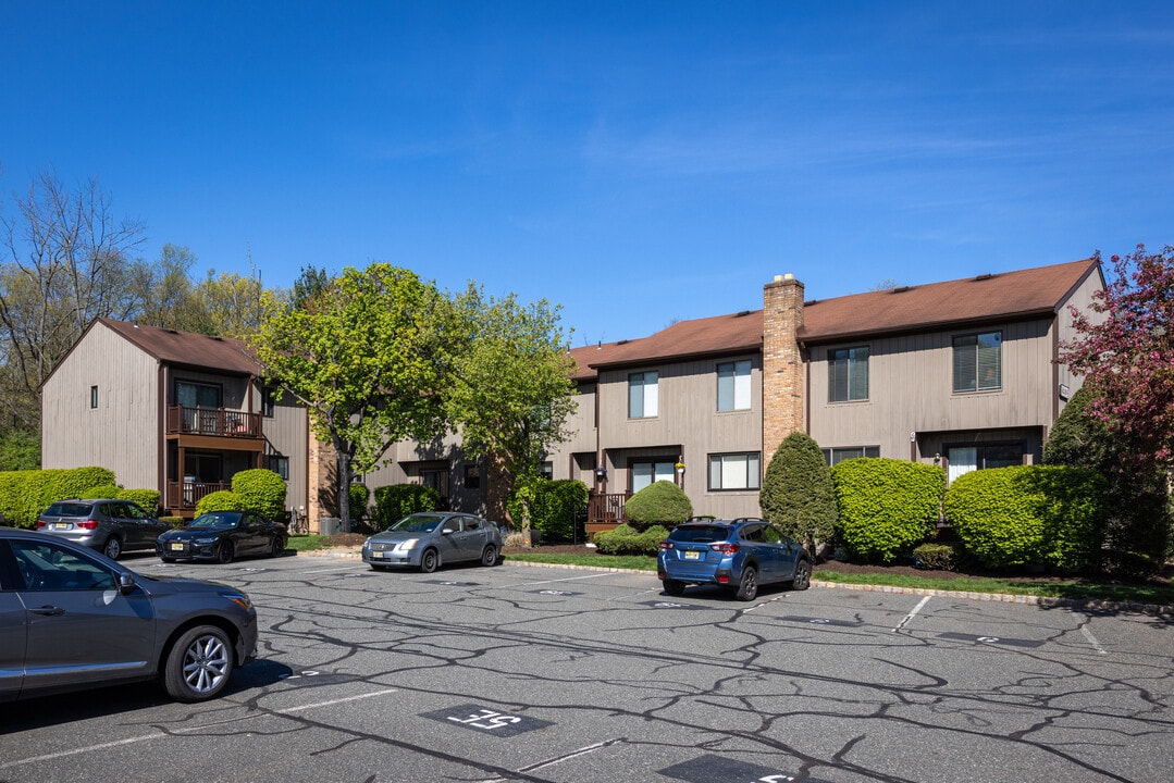 Hearthwood Village in Florham Park, NJ - Building Photo