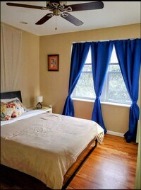 821 N Franklin St - 6