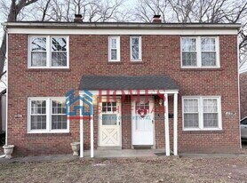 1120 Bayard Park Dr in Evansville, IN - Building Photo