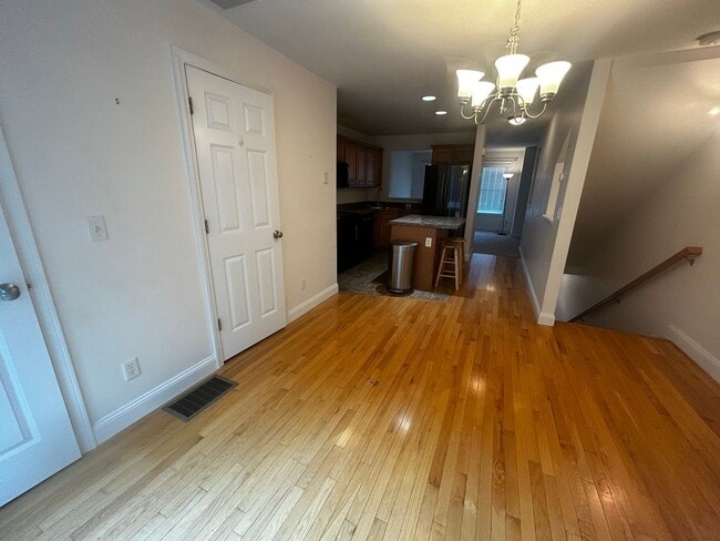 183 Silver St in Manchester, NH - Building Photo - Building Photo