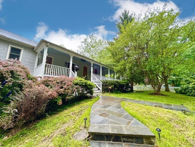 510 Washington Grove Ln in Washington Grove, MD - Building Photo - Building Photo