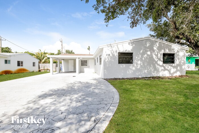 2931 N 66th Ave in Hollywood, FL - Building Photo