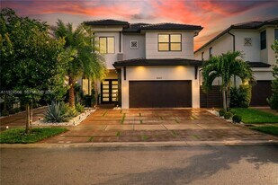 8842 NW 161st Terrace in Miami Lakes, FL - Building Photo