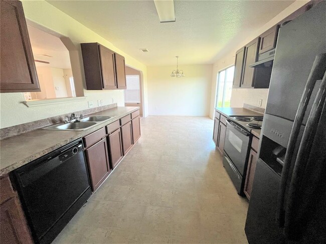 property at 21302 Doral Rose Ln