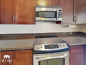 1127 15th St, Unit 1403 in Sacramento, CA - Foto de edificio - Building Photo