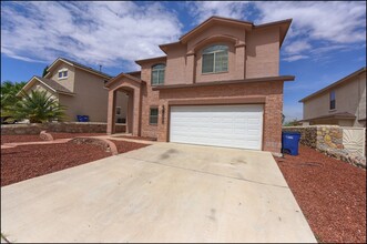 1493 Luz De Sol Dr in El Paso, TX - Building Photo - Building Photo