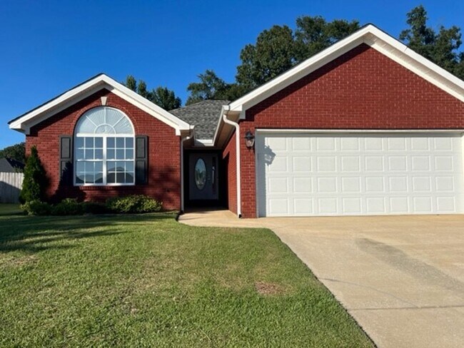 property at 4913 Madison Cir