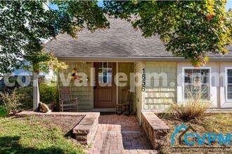 1656 Cornfield Rd in Pasadena, MD - Building Photo - Building Photo