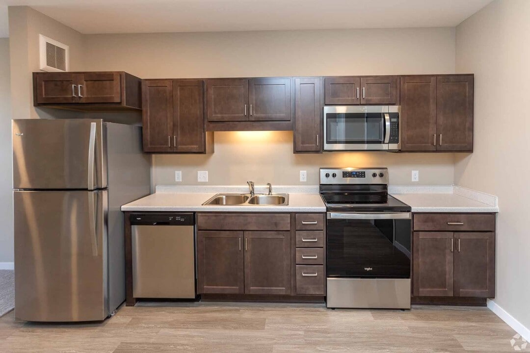 Forty Forty Flats in Edina, MN - Building Photo