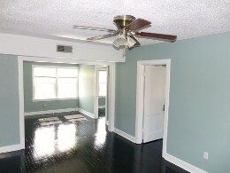 905 E 28th St in Kansas City, MO - Foto de edificio - Building Photo