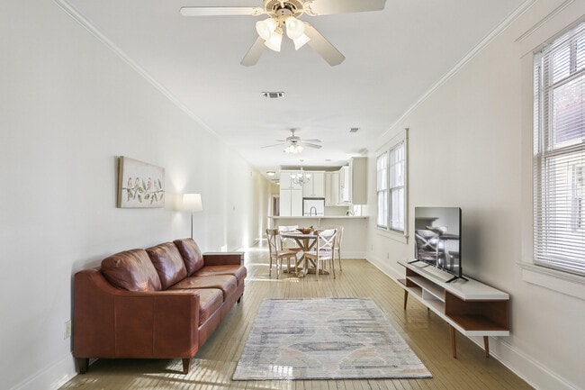 2433 Palmer Ave, Unit 2433 Palmer Avenue in New Orleans, LA - Building Photo - Building Photo
