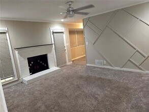 4886 Candlewood Ln in Stone Mountain, GA - Building Photo - Building Photo