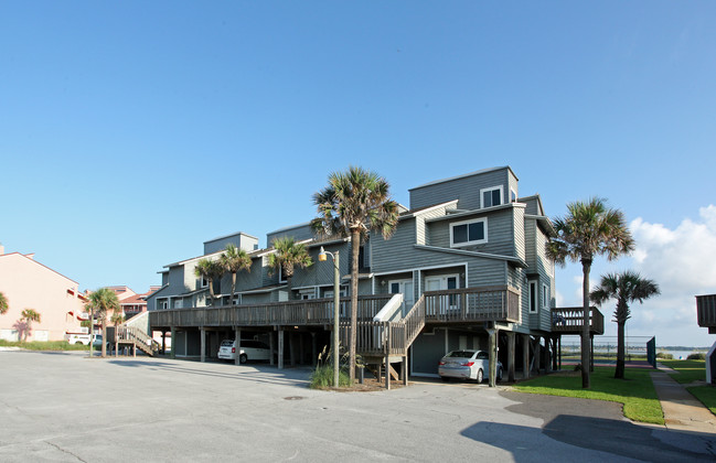 San Deluna in Gulf Breeze, FL - Building Photo - Building Photo