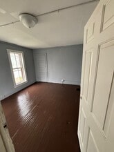 206 Franklin St, Unit 206 Franklin St Unit B in Elmira, NY - Building Photo - Building Photo