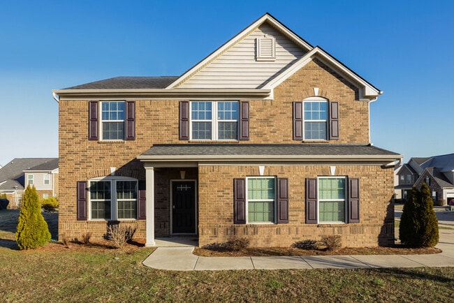 property at 1543 Oak Dr