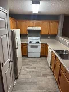 6213 Hickory Ln Cir in Union City, GA - Building Photo - Building Photo