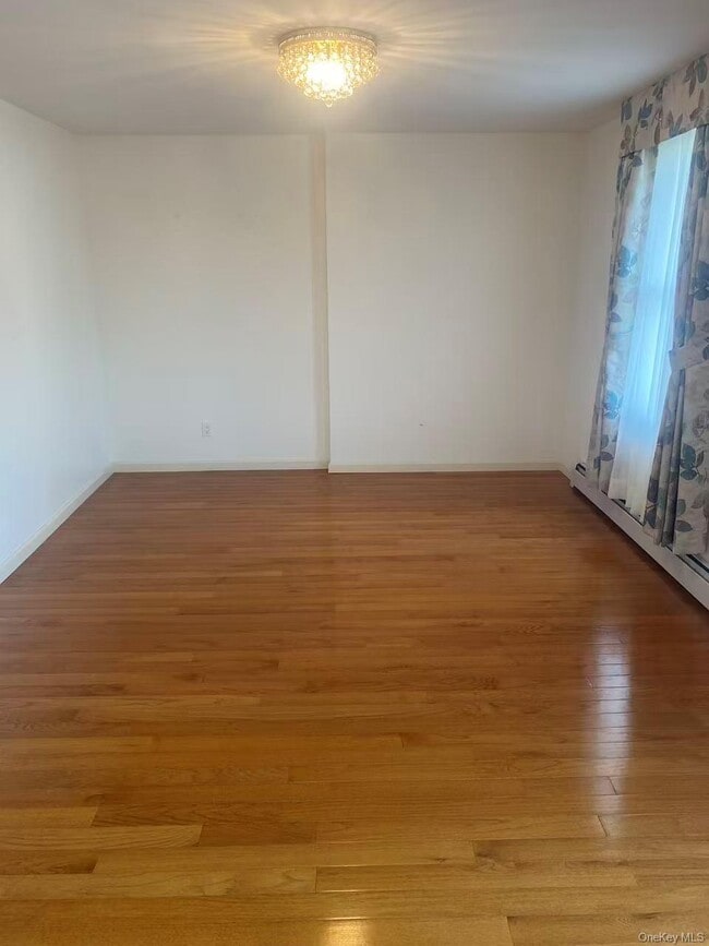 43-27 220th St in Queens, NY - Building Photo - Building Photo