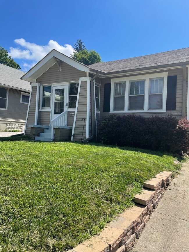 property at 3603 N 60th St