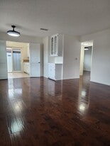 431 S Simpson Ave, Unit C in Hemet, CA - Building Photo