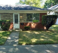 284 North Ave, Unit #4 in Mount Clemens, MI - Building Photo