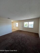 2170 Knox McRae Dr in Titusville, FL - Foto de edificio - Building Photo