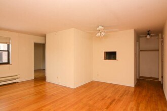 665 W Wrightwood Ave in Chicago, IL - Building Photo - Building Photo