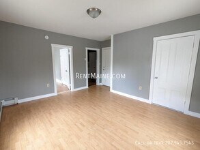 378 Hammond St in Bangor, ME - Building Photo - Building Photo