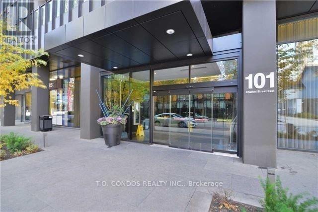 101 Charles St E in Toronto, ON - Building Photo - Building Photo