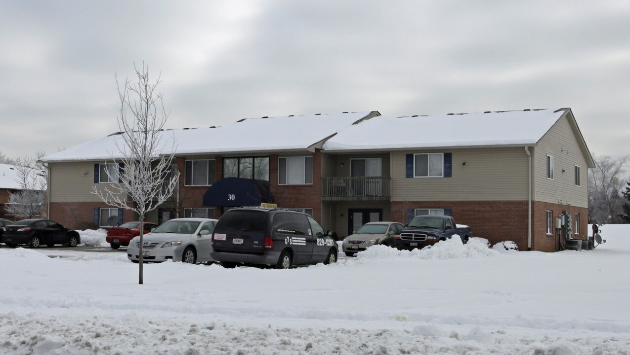 30 Heffron Ct in Fairfield, OH - Building Photo