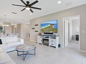 9378 Pocida Ct in Naples, FL - Building Photo - Building Photo