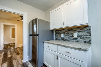 731 10th St N in St. Petersburg, FL - Building Photo - Building Photo