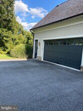 10601 Red Barn Ln in Potomac, MD - Building Photo - Building Photo