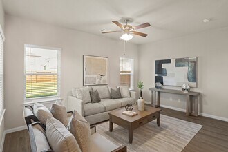 3510 Lazy J Dr in Houston, TX - Building Photo - Building Photo