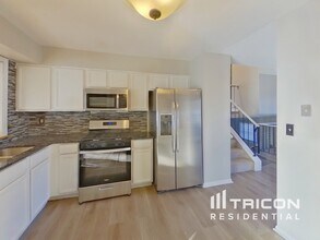 2875 Wyatt St in Colorado Springs, CO - Foto de edificio - Building Photo