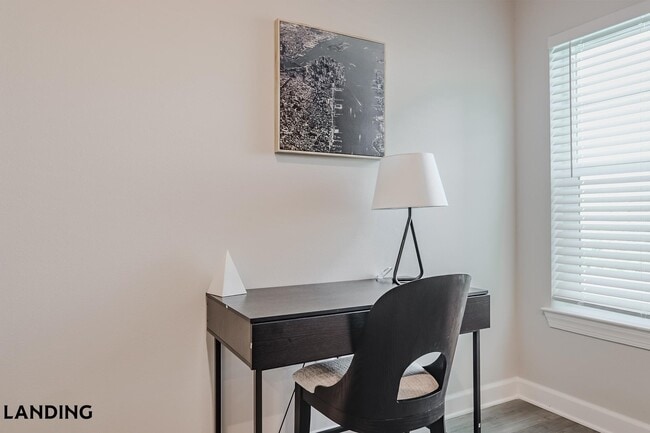 5001 Willowgate Loop, Unit 08-8303 in Tice, FL - Foto de edificio - Building Photo