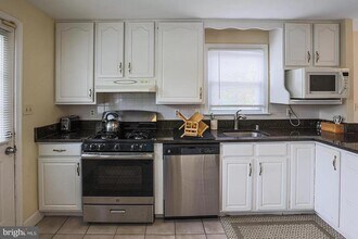 6820 Cherokee Dr in Baltimore, MD - Building Photo - Building Photo