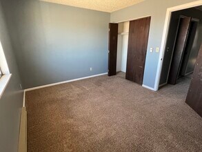 44 Royal Crest Dr in Pueblo, CO - Building Photo - Building Photo