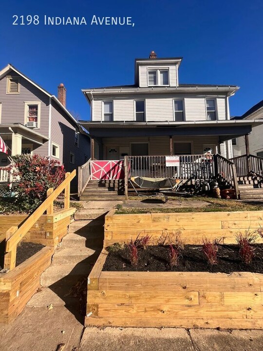 2198 Indiana Ave in Columbus, OH - Building Photo