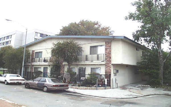 15163 Sherman Way in Van Nuys, CA - Building Photo - Building Photo