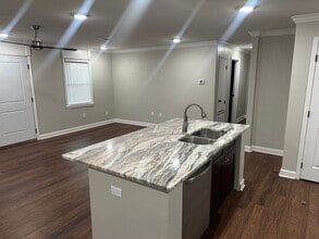 7324 US-79 in Pine Bluff, AR - Foto de edificio - Building Photo