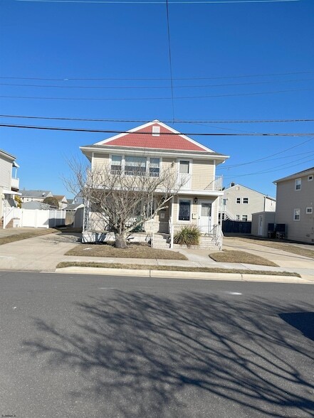 217 N Swarthmore Ave in Ventnor City, NJ - Building Photo